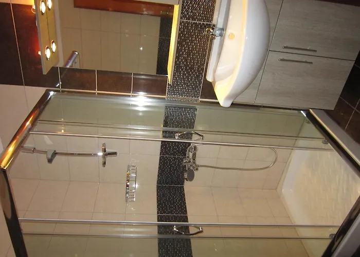 Anna 新马尔马拉斯