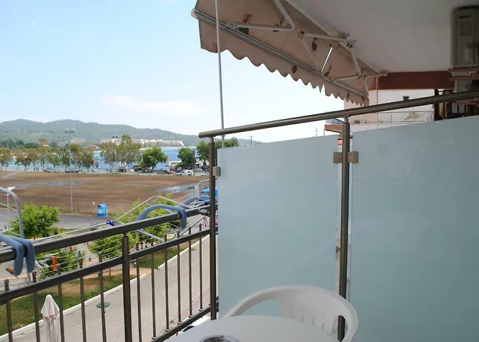 Anna * 新马尔马拉斯