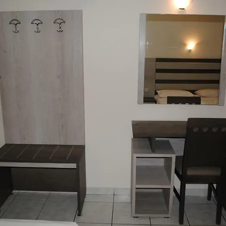 Anna Apartment *